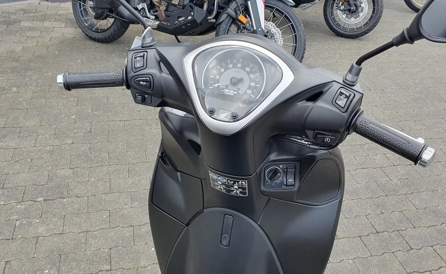 Angebot Honda SH Mode 125 Bild 9: Angebot Honda SH Mode 125