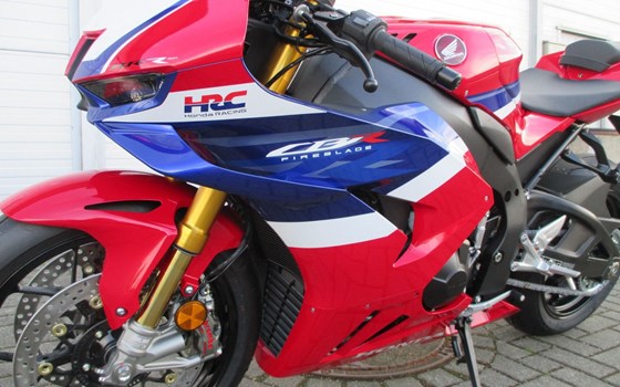 Neufahrzeug Honda CBR1000RR-R Fireblade SP - Bild 14