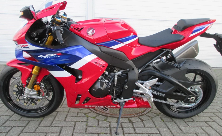 Angebot Honda CBR1000RR-R Fireblade SP Bild 4: Angebot Honda CBR1000RR-R Fireblade SP