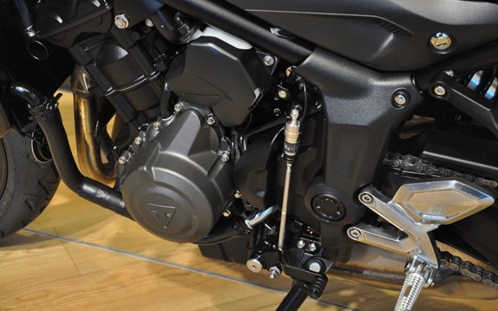 Gebrauchtmotorrad Triumph Trident 660 - Bild 5