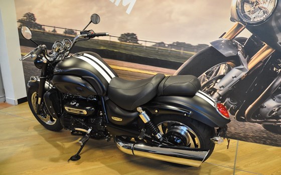 Gebrauchtmotorrad Triumph Rocket III Roadster - Bild 11