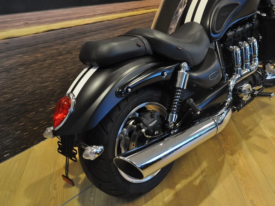 Angebot Triumph Rocket III Roadster Bild 15: Angebot Triumph Rocket III Roadster