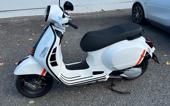 Gebrauchtmotorrad Vespa GTS 300 i.e. Super Sport - Bild 6