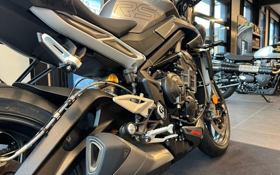 Neufahrzeug Triumph Street Triple 765 RS - Bild 7