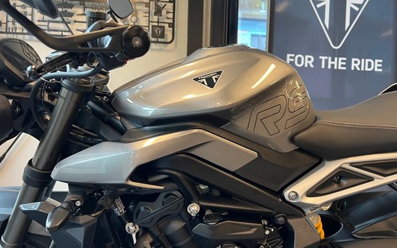 Neufahrzeug Triumph Street Triple 765 RS - Bild 8