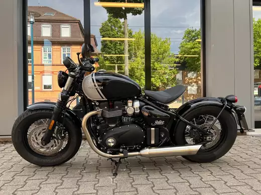 Triumph Bonneville Bobber