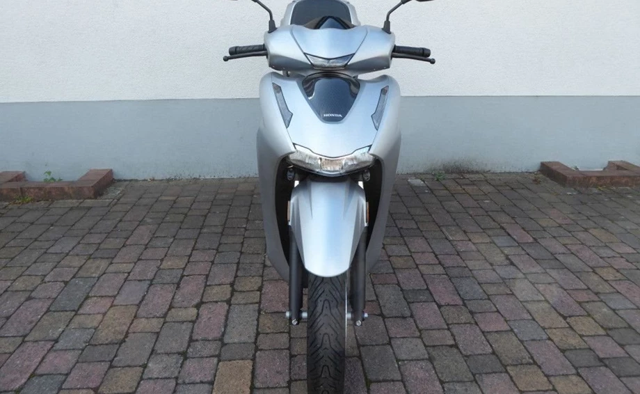 Angebot Honda SH350i Bild 4: Angebot Honda SH350i