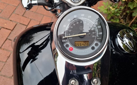 Gebrauchtmotorrad Honda VT 750 C2 Shadow Spirit - Bild 3