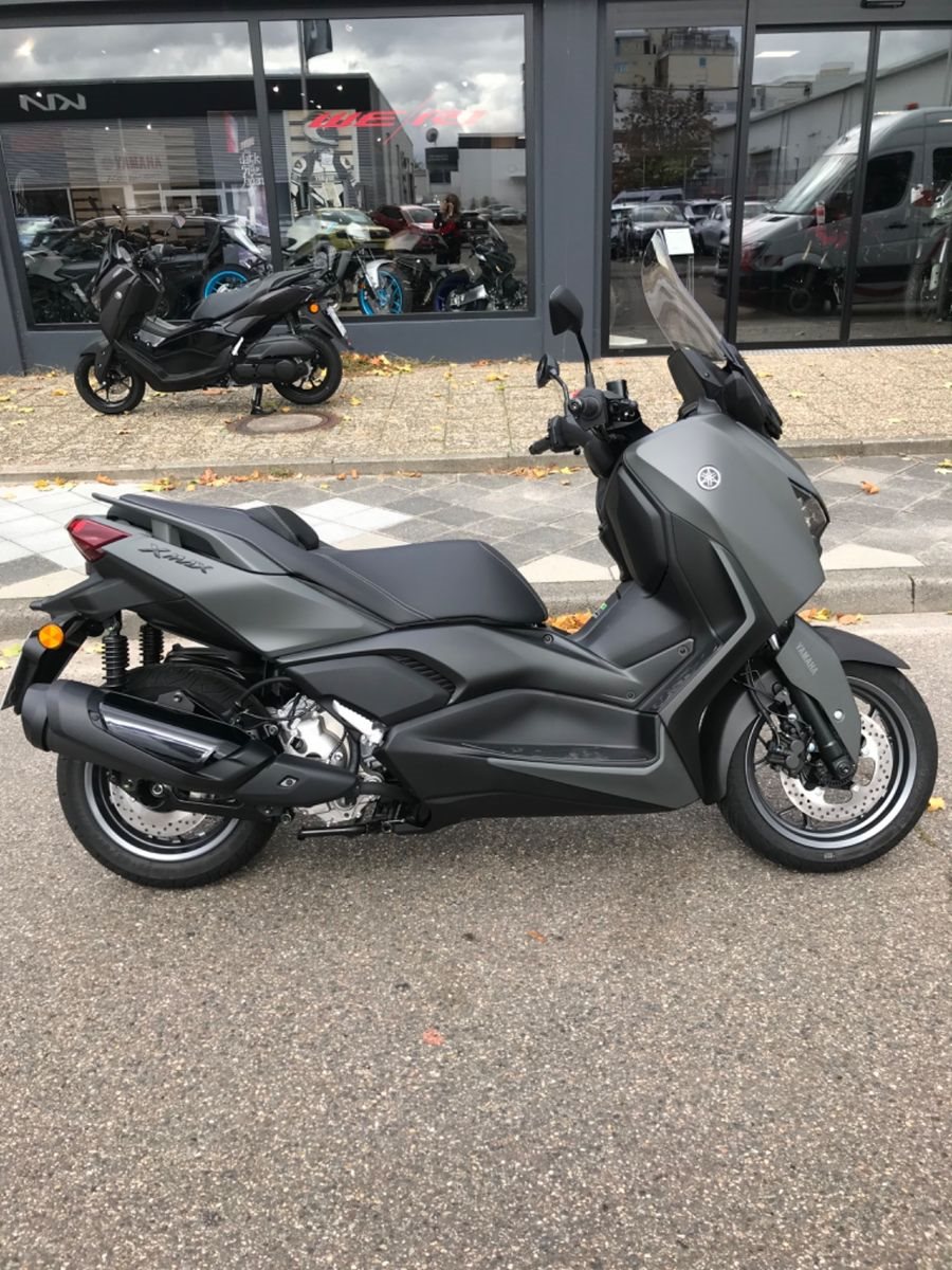 Yamaha XMAX 300 