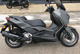 Yamaha XMAX 300