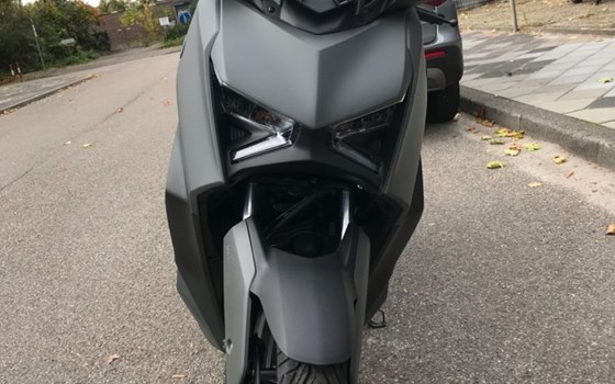 Gebrauchtmotorrad Yamaha XMAX 300 - Bild 4