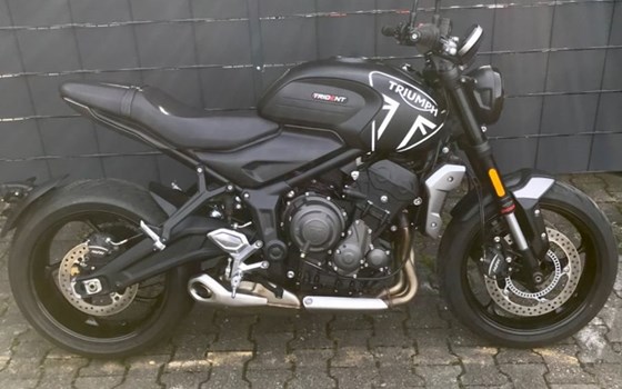Gebrauchtmotorrad Triumph Trident 660 - Bild 2