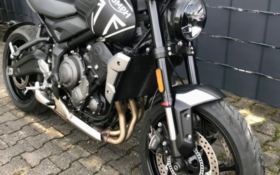Gebrauchtmotorrad Triumph Trident 660 - Bild 4