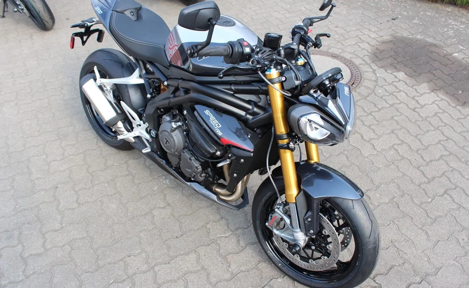 Angebot Triumph Speed Triple 1200 RS Bild 15: Angebot Triumph Speed Triple 1200 RS