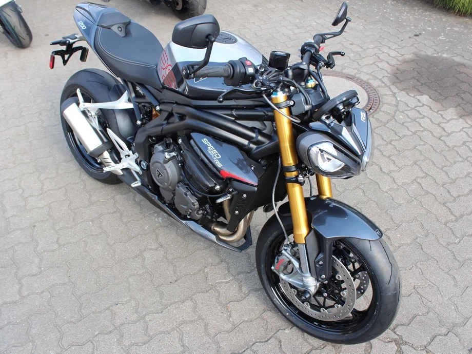 Angebot Triumph Speed Triple 1200 RS Bild 15: Angebot Triumph Speed Triple 1200 RS