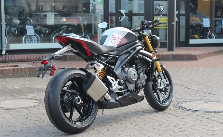 Angebot Triumph Speed Triple 1200 RS Bild 3: Angebot Triumph Speed Triple 1200 RS