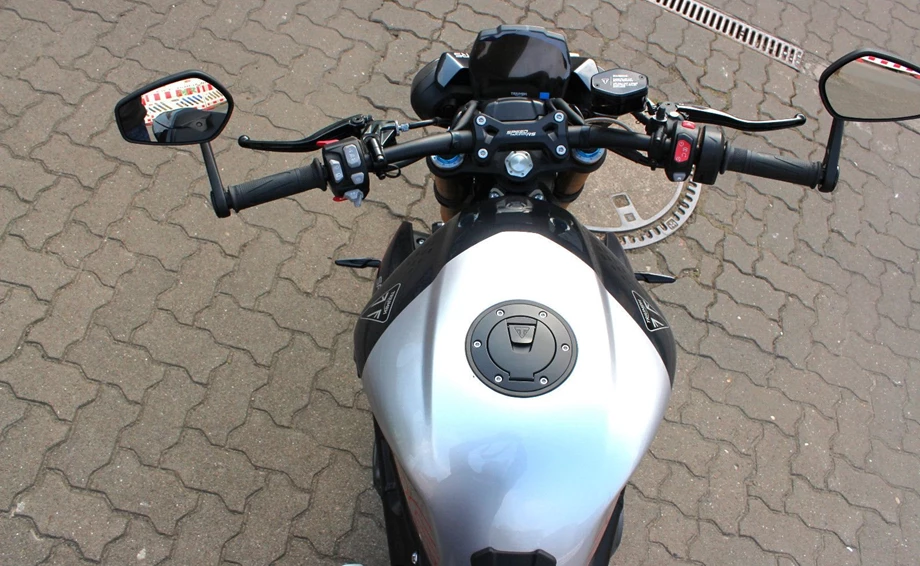 Angebot Triumph Speed Triple 1200 RS Bild 7: Angebot Triumph Speed Triple 1200 RS