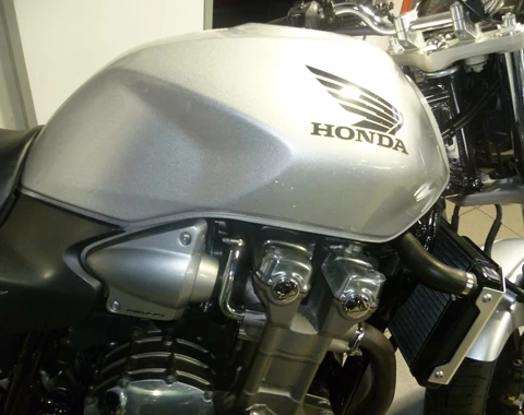 zum Vergrössern bitte anklicken!