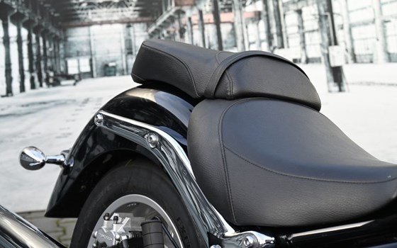 Gebrauchtmotorrad Suzuki Intruder C1800R - Bild 8