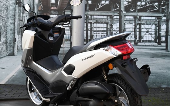 Gebrauchtmotorrad Yamaha NMAX 125 - Bild 8