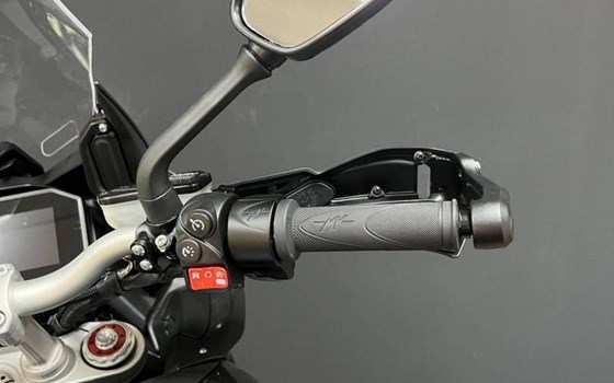 Neufahrzeug MV Agusta Turismo Veloce 800 Lusso SCS - Bild 12