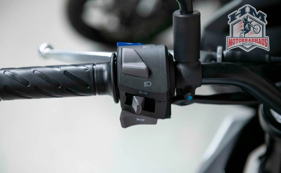 Angebot Aprilia Tuono 125 Bild 7: Angebot Aprilia Tuono 125