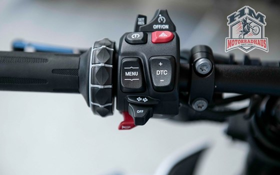 Gebrauchtmotorrad BMW M 1000 R - Bild 12