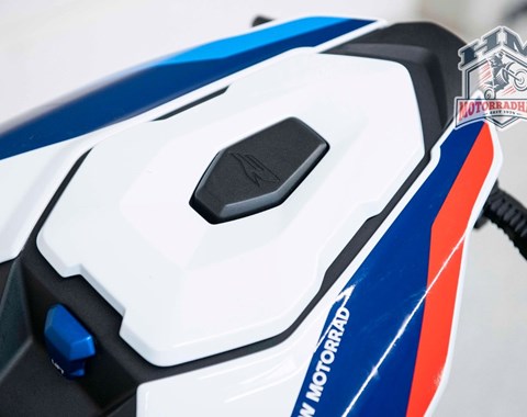 zum Vergrössern bitte anklicken!