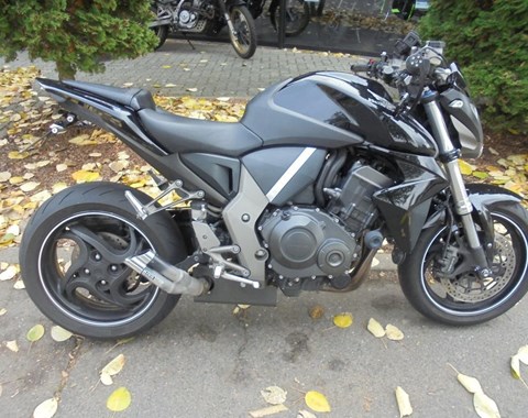 zum Vergrössern bitte anklicken!