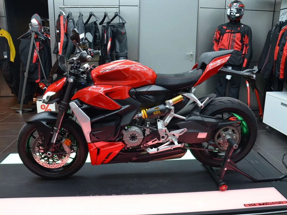 Angebot Ducati Streetfighter V2 Bild 1: Angebot Ducati Streetfighter V2