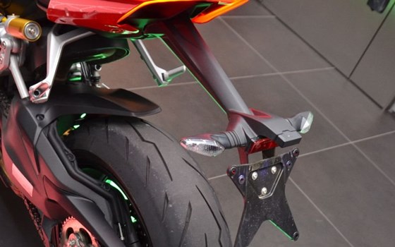 Gebrauchtmotorrad Ducati Streetfighter V2 - Bild 10