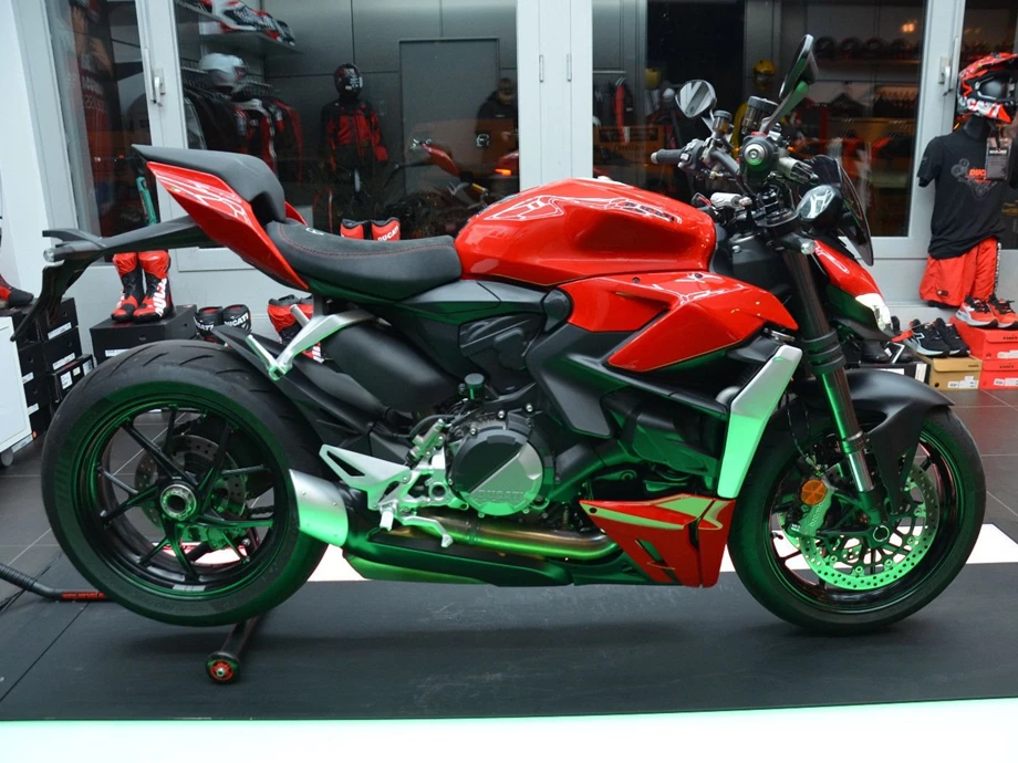 Angebot Ducati Streetfighter V2 Bild 2: Angebot Ducati Streetfighter V2