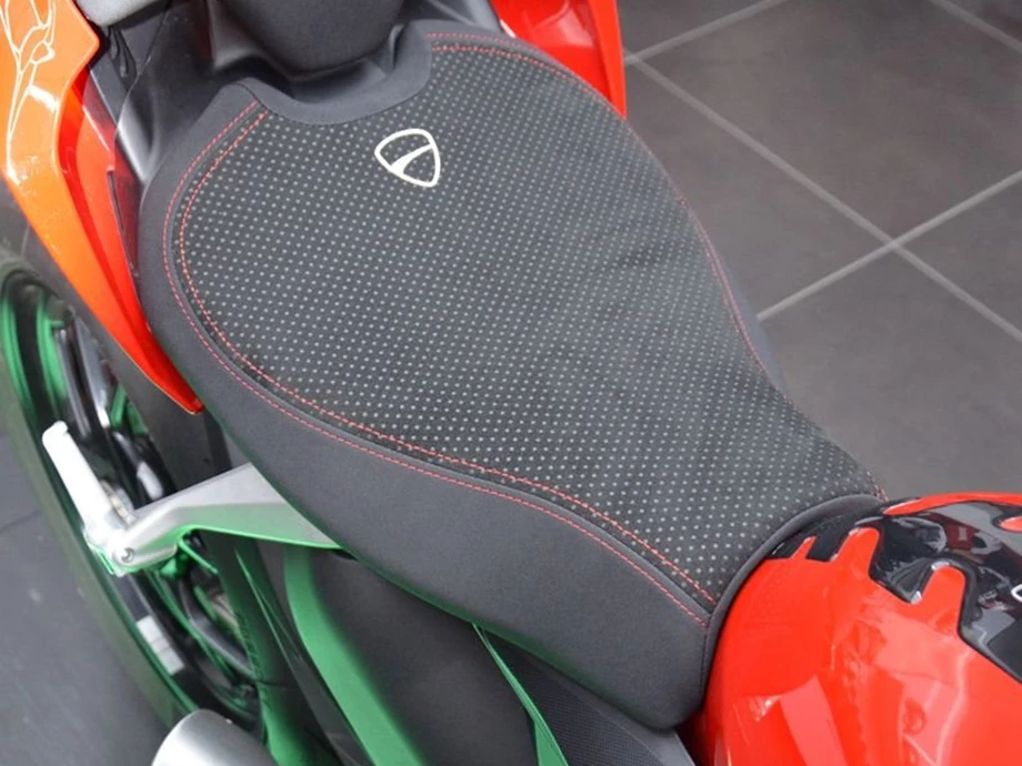 Angebot Ducati Streetfighter V2 Bild 8: Angebot Ducati Streetfighter V2