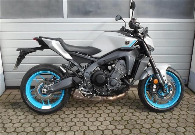 Yamaha MT-09 