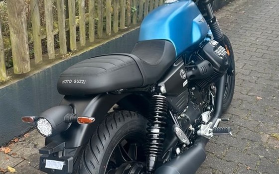 Neufahrzeug Moto Guzzi V7 Stone - Bild 2
