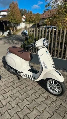 Angebot Vespa Primavera 50 4T Bild 2: Angebot Vespa Primavera 50 4T