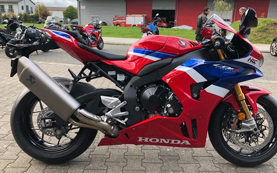 Neufahrzeug Honda CBR1000RR-R Fireblade SP - Bild 9