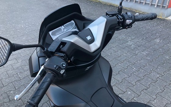 Neufahrzeug Honda PCX125 - Bild 7