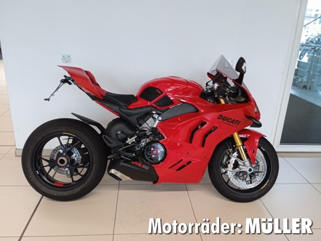 Ducati Panigale V4 S 