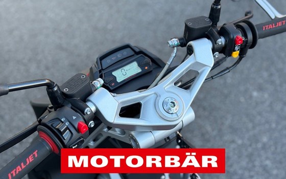 Gebrauchtmotorrad Italjet Dragster 125 - Bild 6 Gebrauchtmotorrad Italjet Dragster 125 - Bild 6