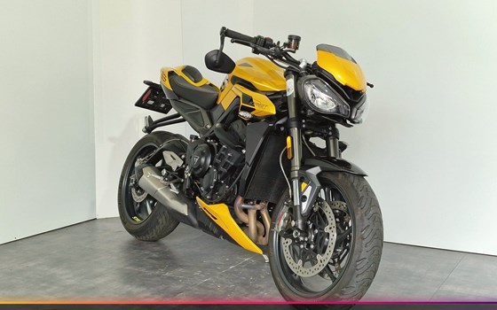 Gebrauchtmotorrad Triumph Street Triple 765 RS - Bild 1 Gebrauchtmotorrad Triumph Street Triple 765 RS - Bild 1
