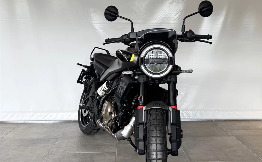 Angebot Husqvarna Svartpilen 125 Bild 6: Angebot Husqvarna Svartpilen 125