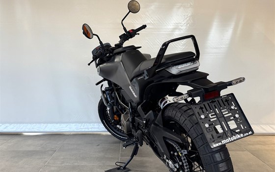Neufahrzeug Husqvarna Svartpilen 401 - Bild 6 Neufahrzeug Husqvarna Svartpilen 401 - Bild 6