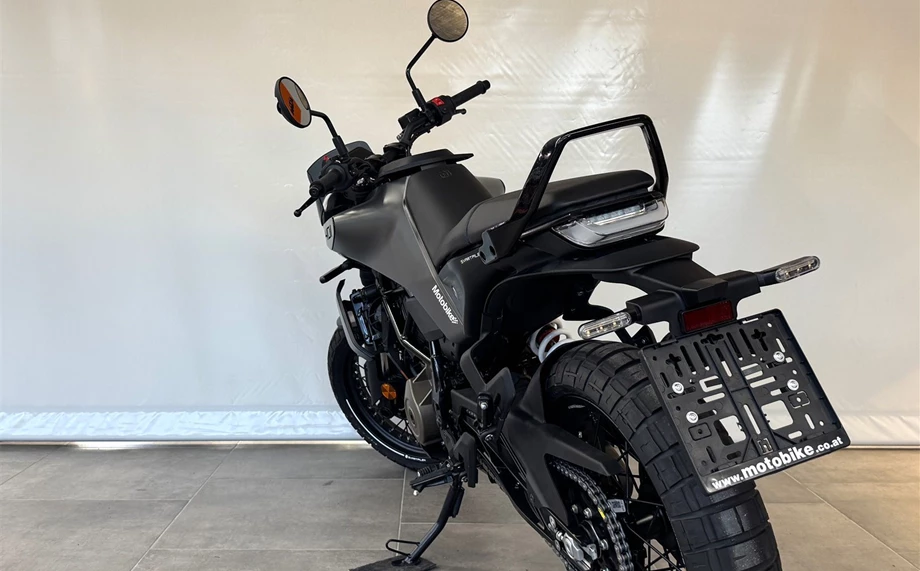Angebot Husqvarna Svartpilen 401 Bild 6: Angebot Husqvarna Svartpilen 401