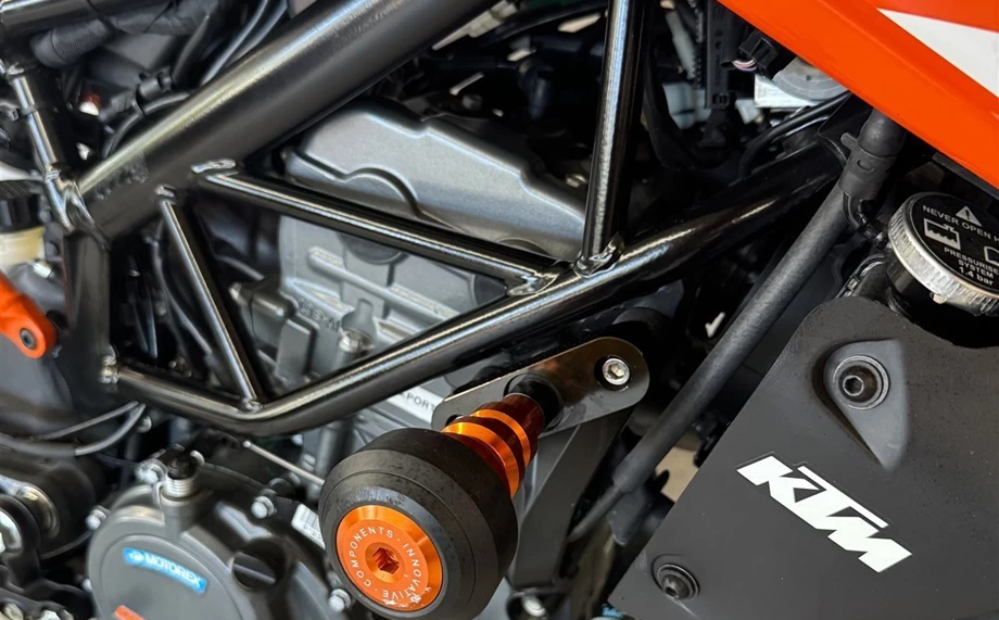 Angebot KTM 125 Duke Bild 4: Angebot KTM 125 Duke
