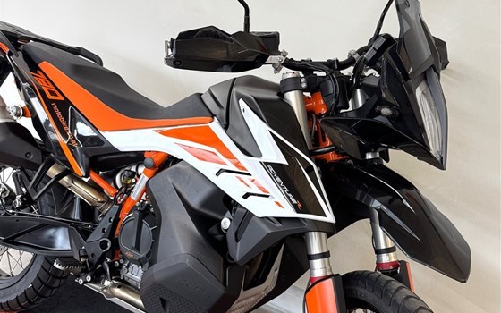 Gebrauchtmotorrad KTM 790 Adventure R - Bild 9 Gebrauchtmotorrad KTM 790 Adventure R - Bild 9