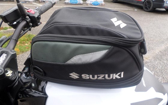 Gebrauchtmotorrad Suzuki GSX-S1000 - Bild 10