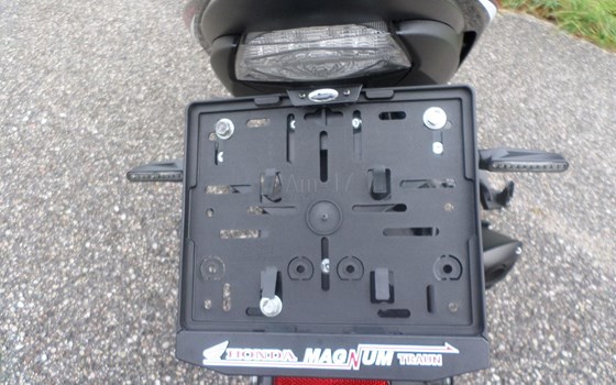 Gebrauchtmotorrad Suzuki GSX-S1000 - Bild 11