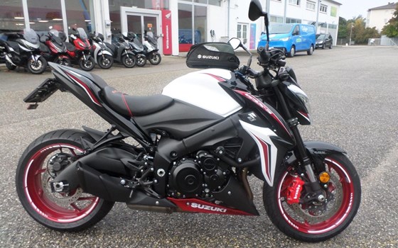 Gebrauchtmotorrad Suzuki GSX-S1000 - Bild 2 Gebrauchtmotorrad Suzuki GSX-S1000 - Bild 2