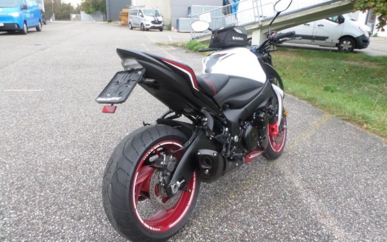 Gebrauchtmotorrad Suzuki GSX-S1000 - Bild 3 Gebrauchtmotorrad Suzuki GSX-S1000 - Bild 3